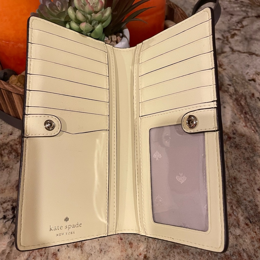 SOLD - Authentic Kate Spade wallet.